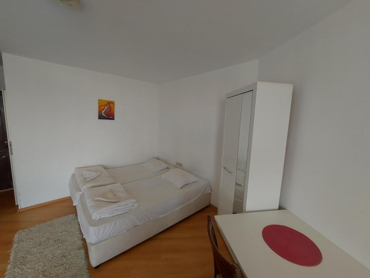 Studios & Apartments Perla Słoneczny Brzeg Zewnętrze zdjęcie